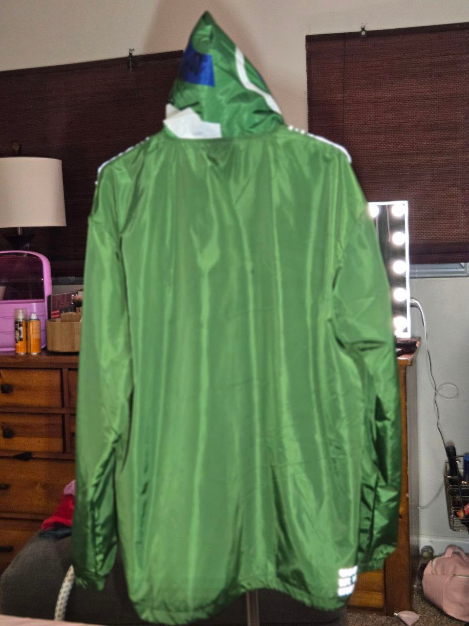 Green AIA Strong Mind Windbreaker Suit